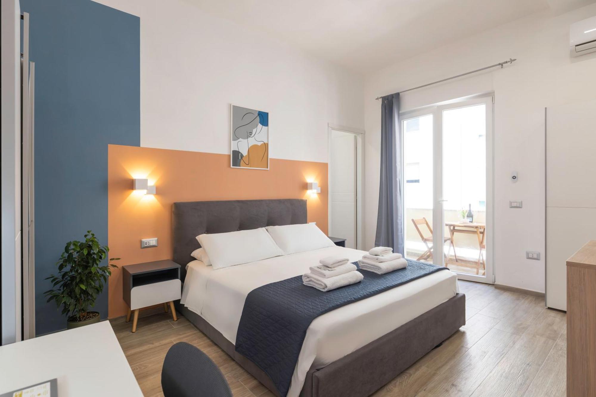 Quarzo. Modern Rooms Cagliari Bagian luar foto